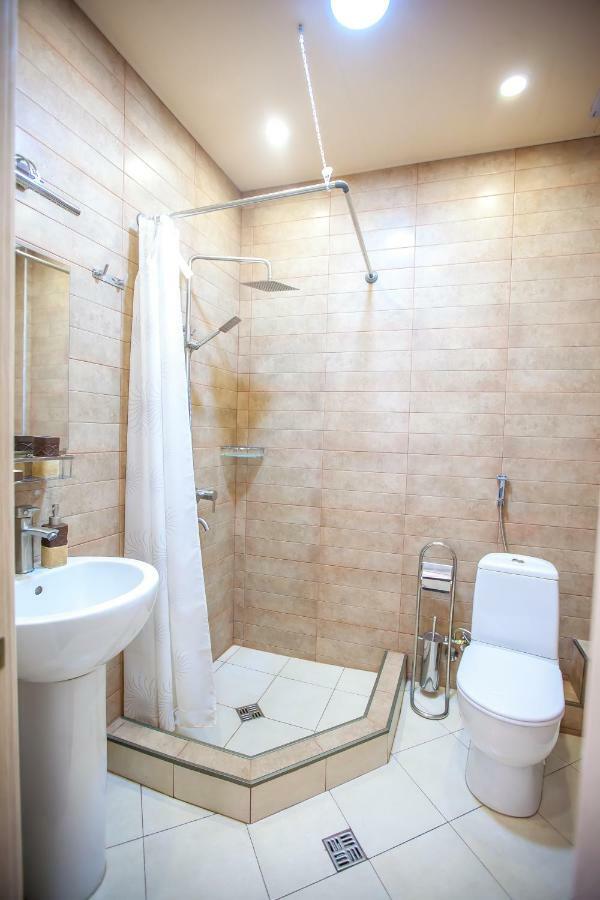 Shiny Avlabari Apartment Tbilisi ภายนอก รูปภาพ
