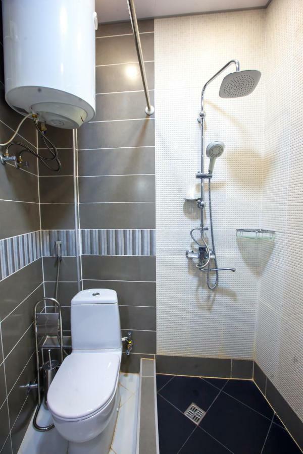 Shiny Avlabari Apartment Tbilisi ภายนอก รูปภาพ